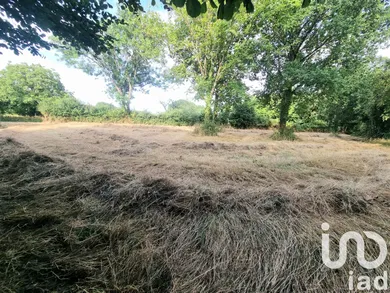 Terrain agricole  à Saint-Laurent-de-la-Salle (85410)
