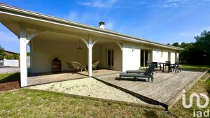 Maison à Arès (33740)
