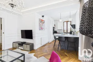 Apartment in Évian-les-Bains (74500)