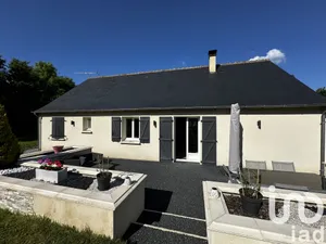 Pavillon à Épeigné-sur-Dême (37370)
