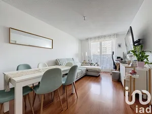 Appartement à Le Blanc-Mesnil (93150)