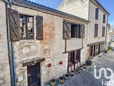 Village house at Roquecor (82150)