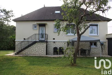 House at Fitz-James (60600)