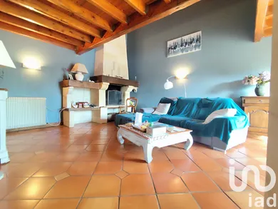 House at Lussac (33570)