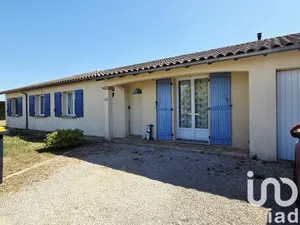 House at Chiré-en-Montreuil (86190)