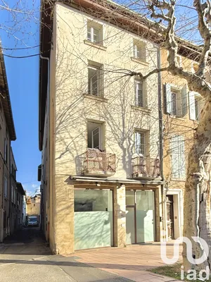 Building at Romans-sur-Isère (26100)