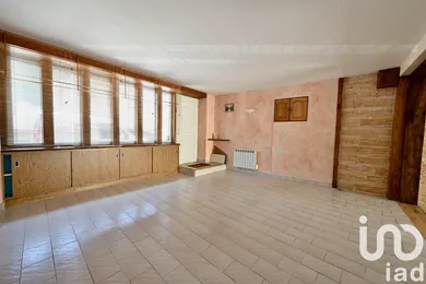 Townhouse at Saint-Jean-les-Deux-Jumeaux (77660)