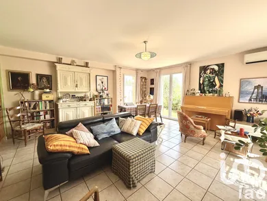 House in Plan-de-Cuques (13380)