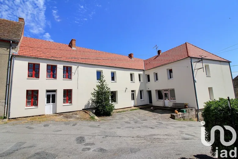 Maison 14 pièces 332 m² · à Dontreix · 332 m² · 142 000 €