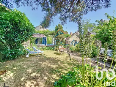 Village house at Saint-Dyé-Sur-Loire (41500)
