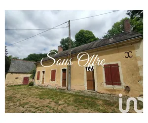 Longere at Montreuil-le-Henri (72150)