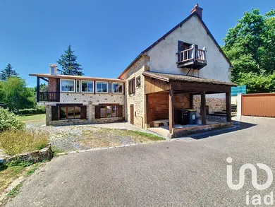 House at Saint-Hilaire (03440)