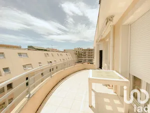 Appartement à Saint-Laurent-du-Var (06700)
