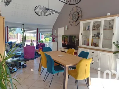 Maison à Yvré-l'Évêque (72530)