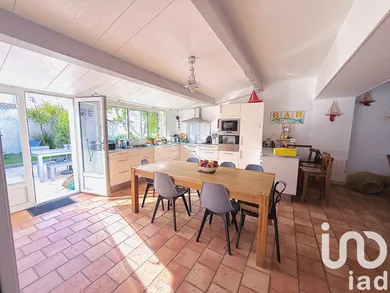 Maison de village à Loix (17111)