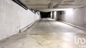 Garage at Lyon (69008)