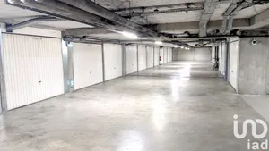 Parking à Lyon (69008)