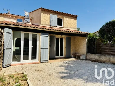 House at Aix-en-Provence (13080)