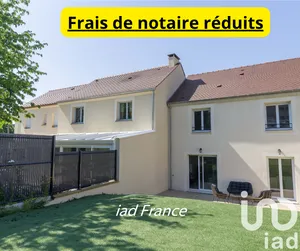 Maison traditionnelle à Maule (78580)