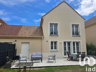 Traditional house at Le Plessis-Belleville (60330)