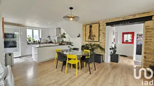 Maison de ville à Auray (56400)