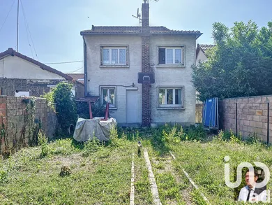 Maison à Villeneuve-le-Roi (94290)