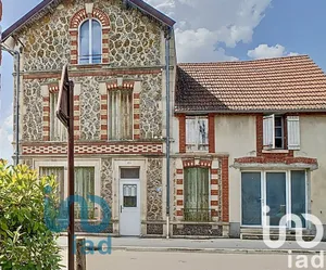 Maison de ville à Fère-Champenoise (51230)