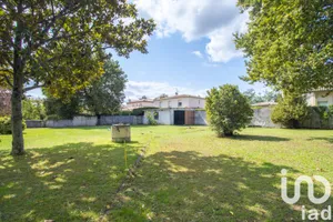 Terrain à Mérignac (33700)