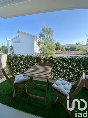 Apartment in Bordeaux (33200)