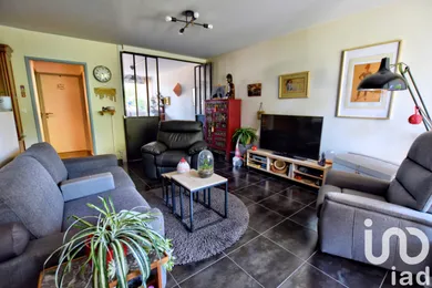 Apartment at Corbeil-Essonnes (91100)