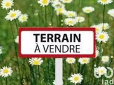 Building plot at MONTENDRE (17130)