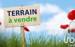 Terrain à bâtir à MONTENDRE (17130)