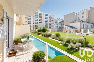Apartment at Levallois-Perret (92300)