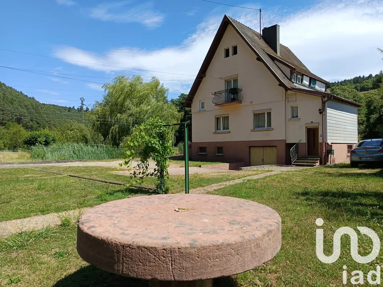 Maison 5 pièces 133 m² · à Lutzelbourg · 133 m² · 260 000 €