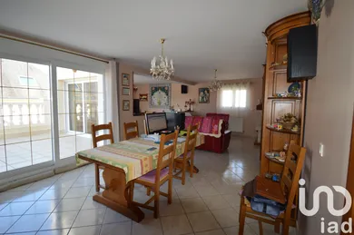 Architectural house in Fontaine-la-Mallet (76290)