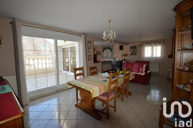 Architectural house in Fontaine-la-Mallet (76290)