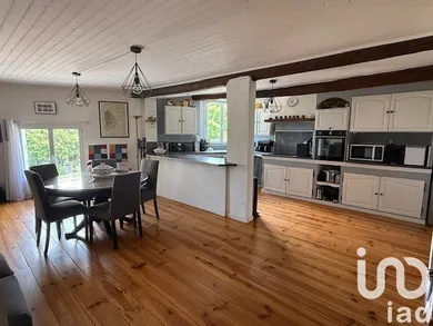 Village house at Villes-sur-Auzon (84570)