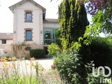 Village house at Massilly (71250)