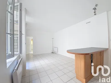 Apartment in Versailles (78000)