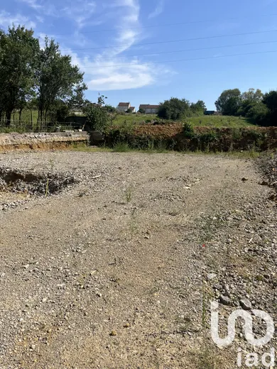 Terrain à Montois-la-Montagne (57860)