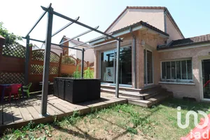 House at Saulx-les-Chartreux (91160)