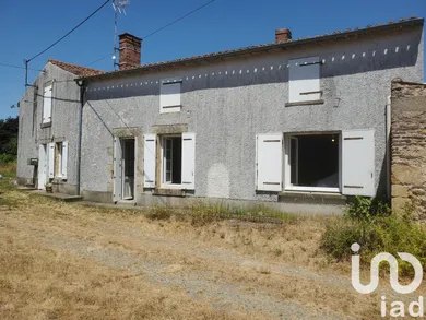 House in Antigny (85120)