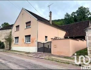 Maison de village à Junay (89700)