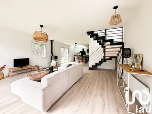 Maison à Croix (59170)