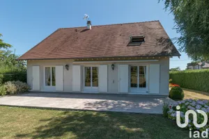 House at Villiers-Adam (95840)