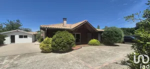 House at Le Pian-Médoc (33290)