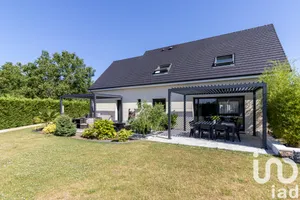 House at Les Authieux (27220)
