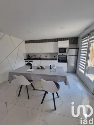 Apartment at Paray-Vieille-Poste (91550)