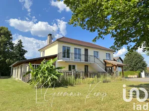 House at Les Abrets (38490)
