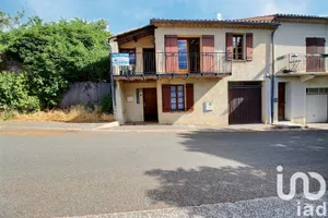 Village house at Montbrun-les-Bains (26570)
